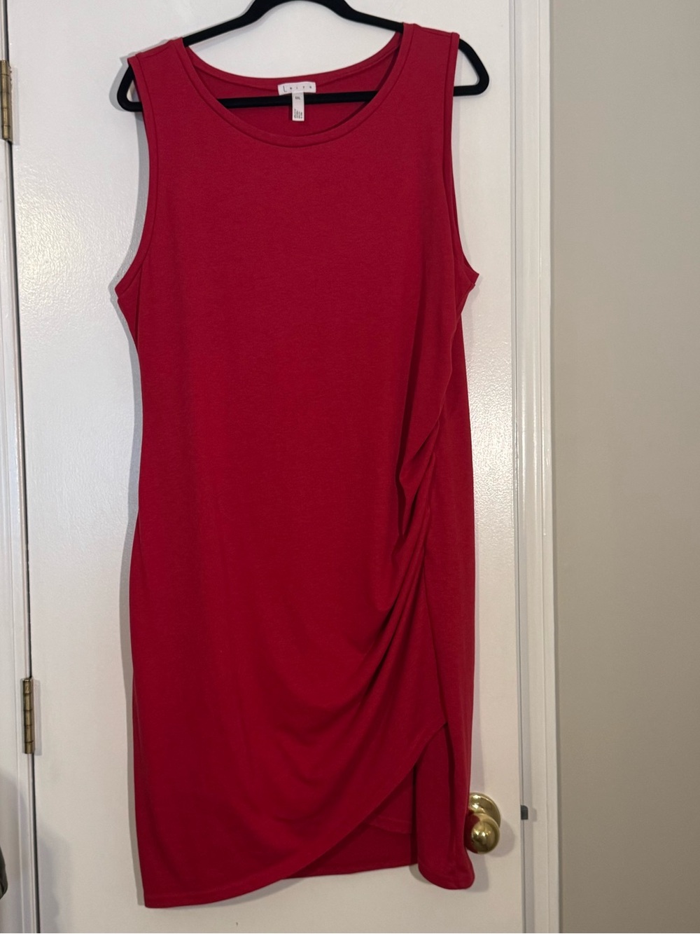 Leith Sleeveless Fuchsia Ruched Side Mini Dress great 4th of July party outfit